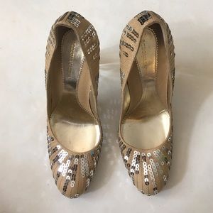 BCBGMaxAzria Shoes - Rare Vintage BCBG MaxAzria Cable Sequined Pumps BCBGMaxAzria Shoes - Rare Vintage BCBG MaxAzria Cable Sequined Pumps