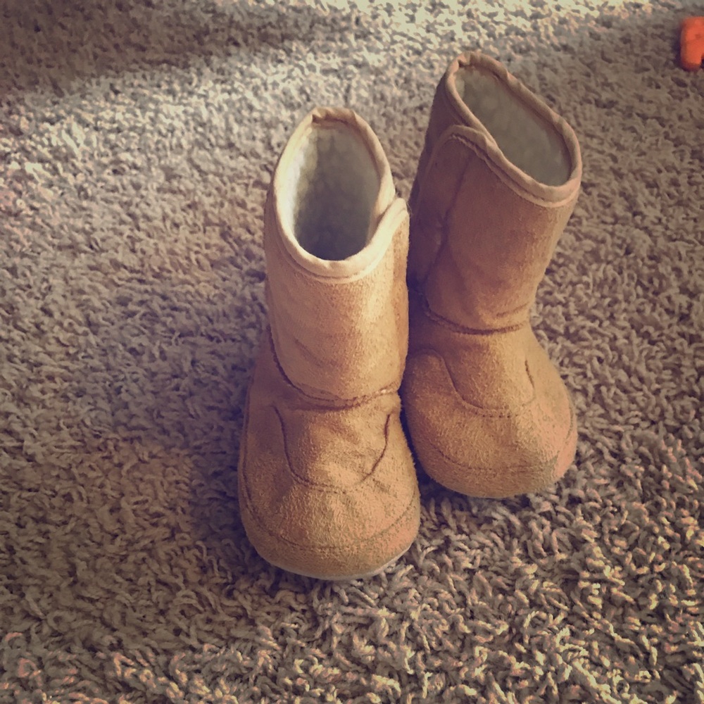 Tan boots baby/toddler size 3