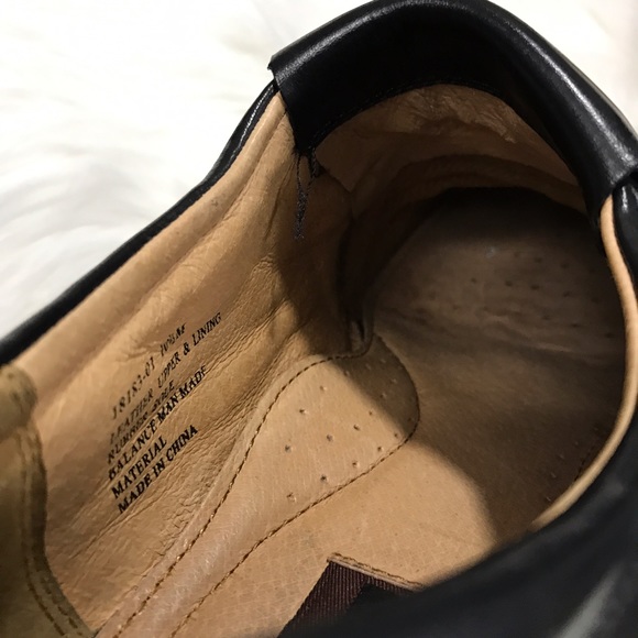 Florsheim - Black modern slip-on dress shoes. - Picture 4 of 6