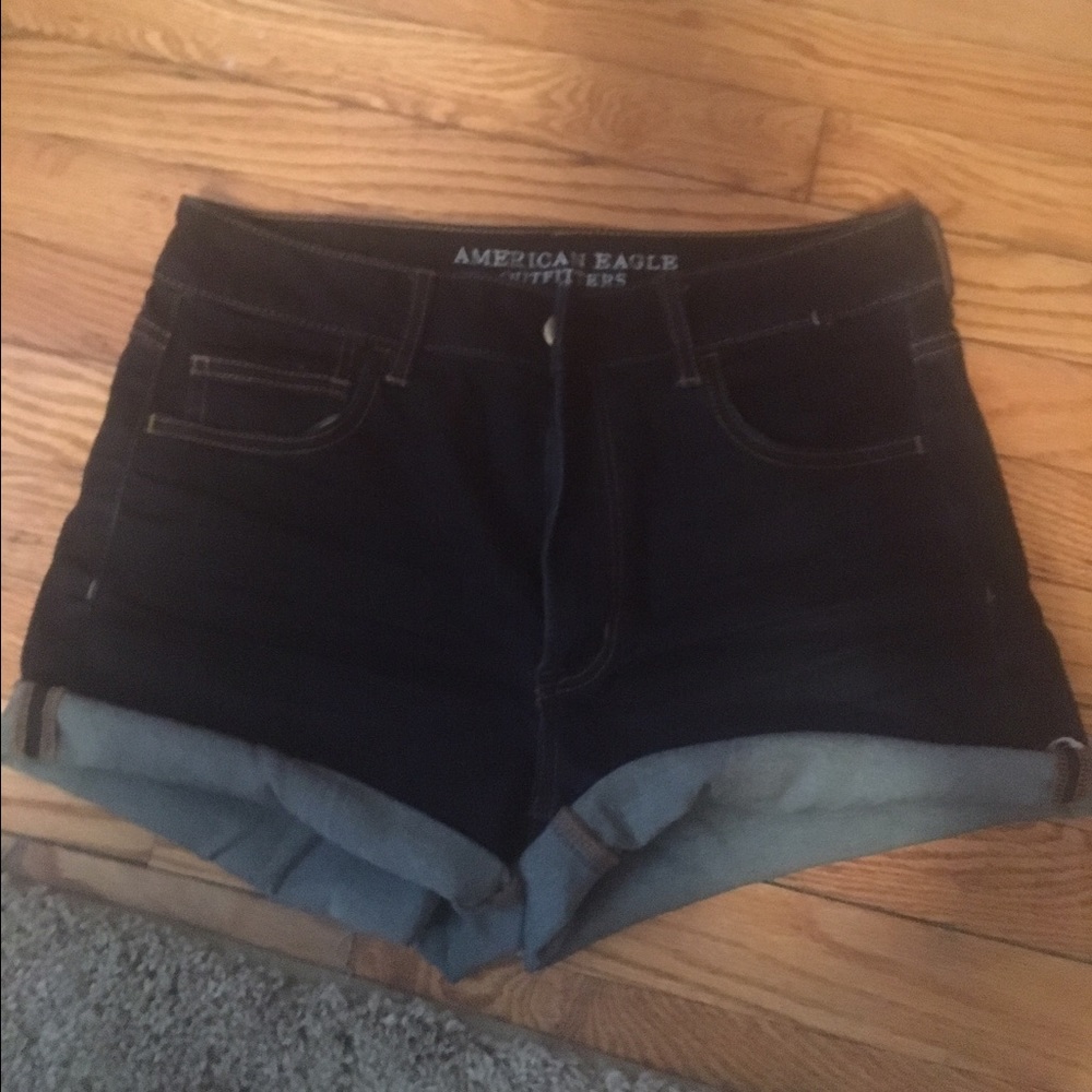American Eagle Hi Rise Shorties