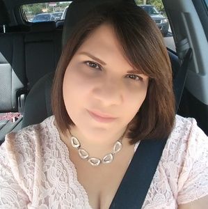 Meet your Posher, Sandra