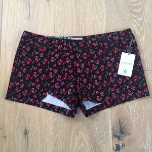 NWT Women's Black Floral Volcom Shorts