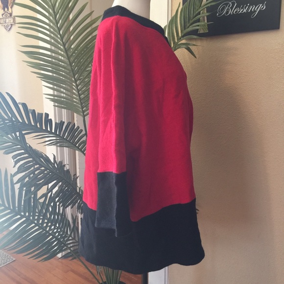 Poncho - Picture 2 of 3