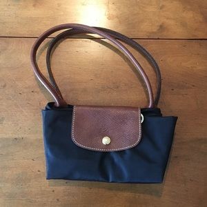 Longchamp medium tote-black