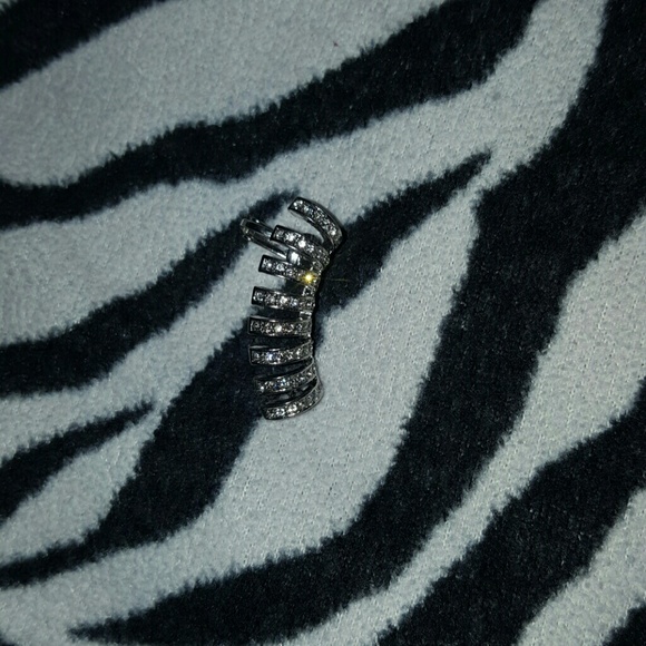 cuff earing - Picture 1 of 1