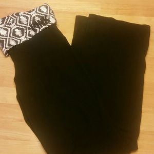 EUC Victorias Secret PINK fold over yoga pants!