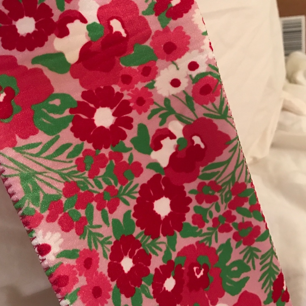 Lily Pulitzer wine bottle coozie