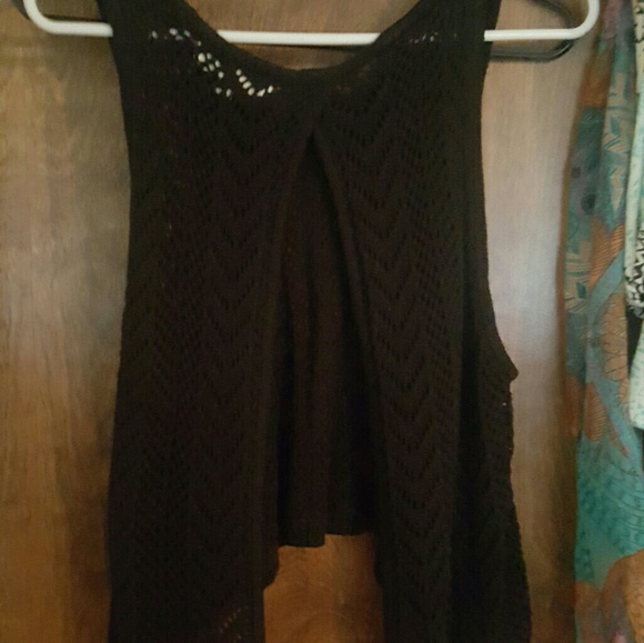 Open back top - Picture 2 of 3