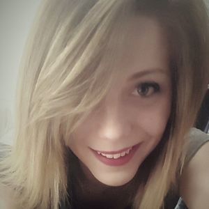 Meet your Posher, Ashlee