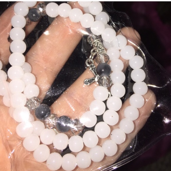 White Bead Bracelet with Cross Charm - Picture 4 of 4
