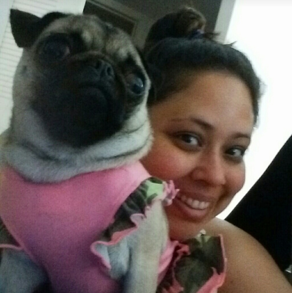 Meet your Poshers, Carol & Eddie!