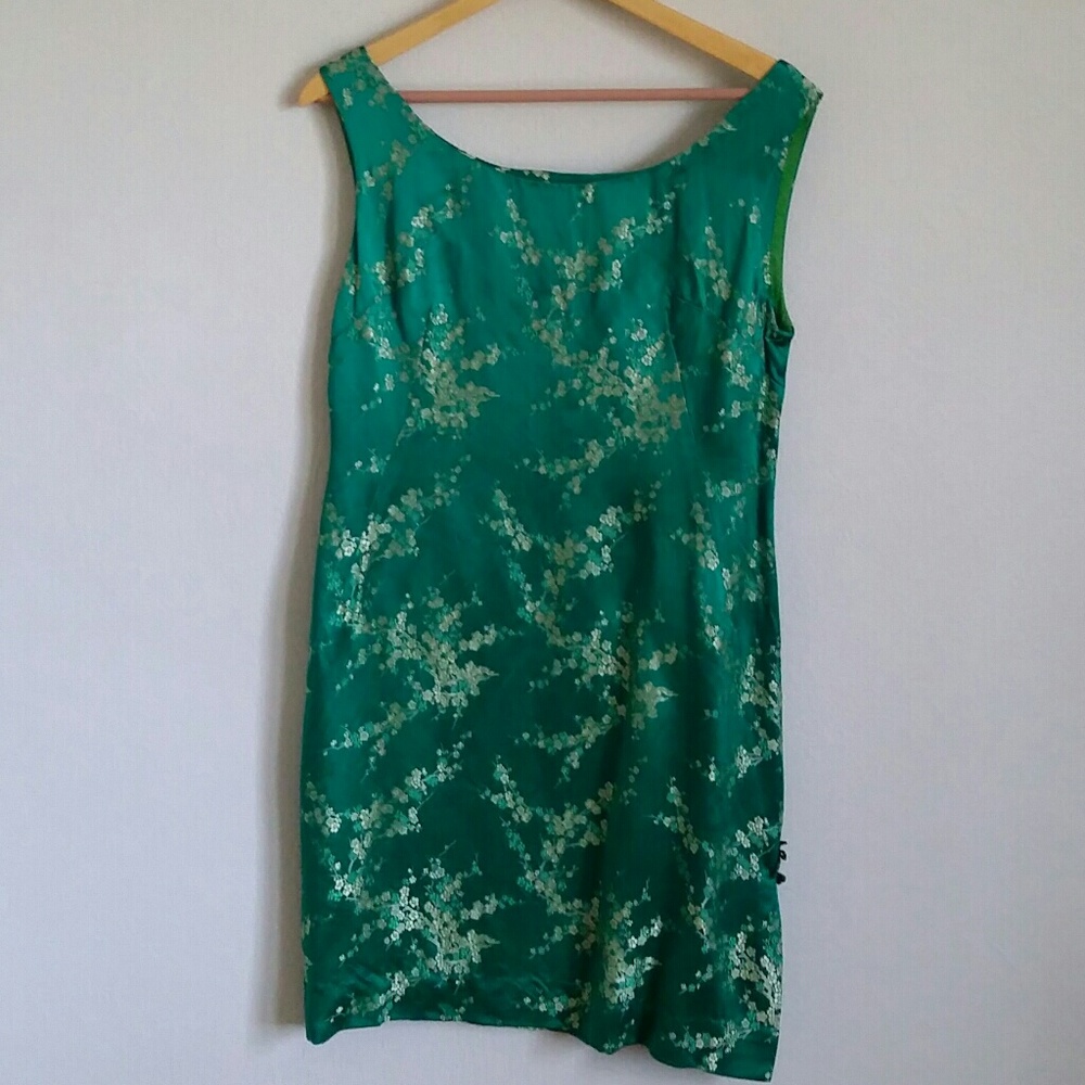 Vintage 60s emerald silk satin shift dress