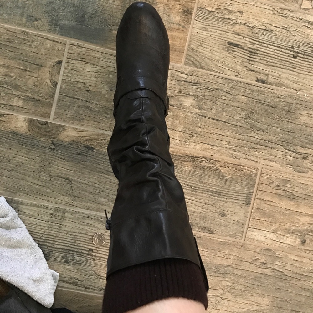 Brown boots 2 1/2 inch heel