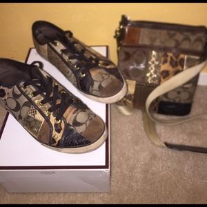 Patch work Coach sneakers! 🖤 size 8.5 🖤