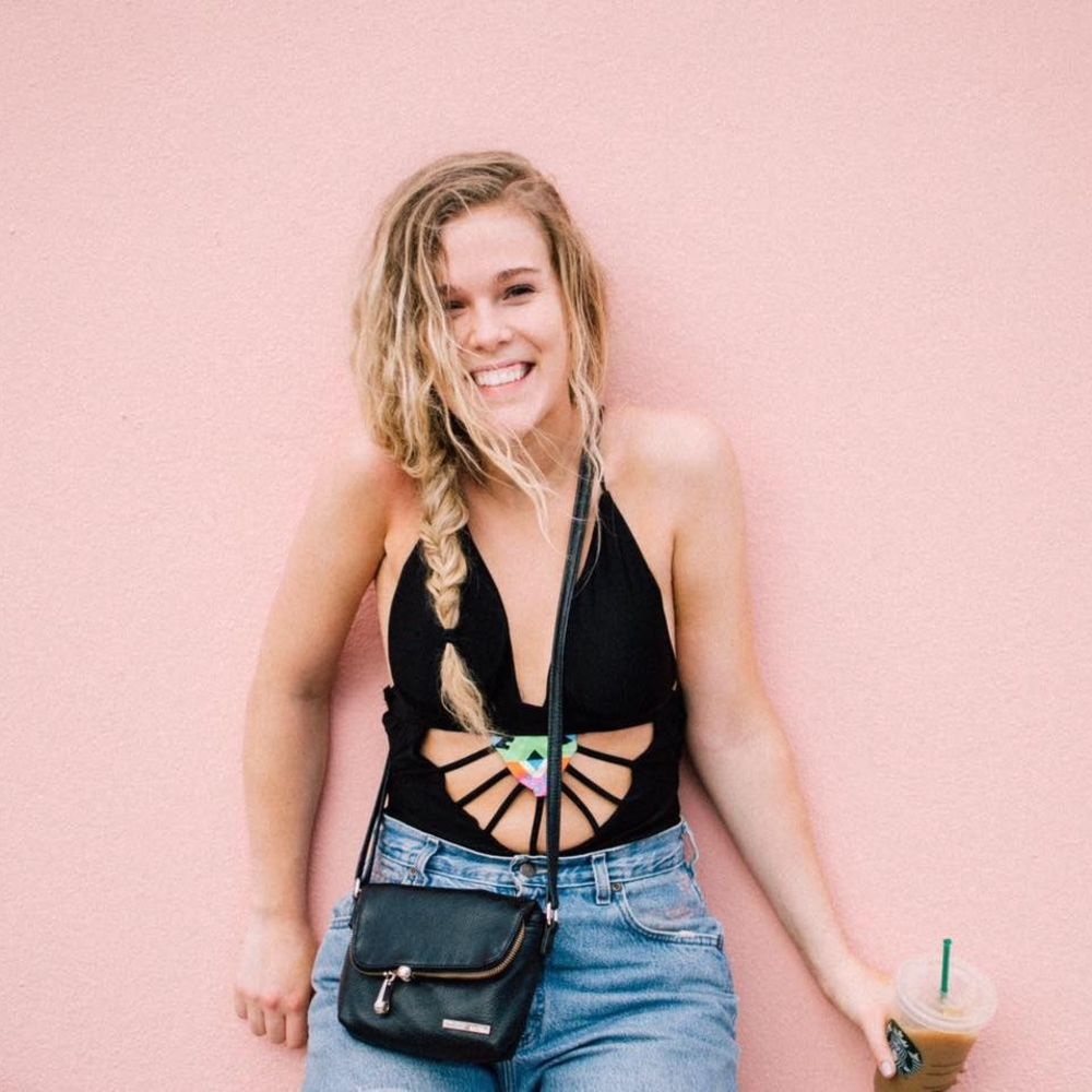 Meet your Posher, Isabelle