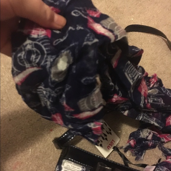 This is a pink lady bag brand new with the scarf - Picture 3 of 3