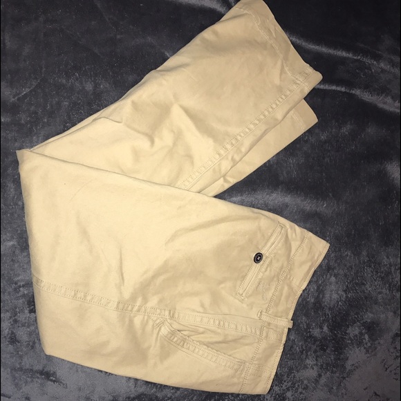 American Eagle Outfitters Other - Men's American Eagle khaki pants
