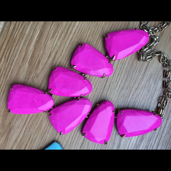 Kendra Scott Magenta Harlow + FREE EXTENDER - Picture 6 of 7