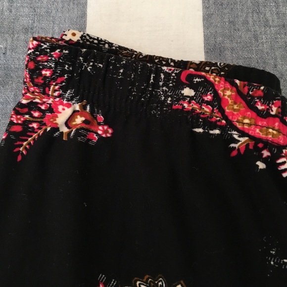 Pants - Paisley Leggings Pants - Paisley Leggings