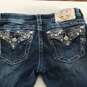 -Super Cute Signature Skinny Miss Me Jeans