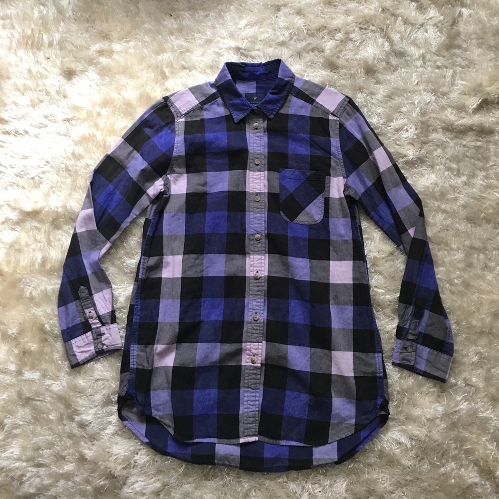 American Eagle Plaid Long-Line Plaid Shirt