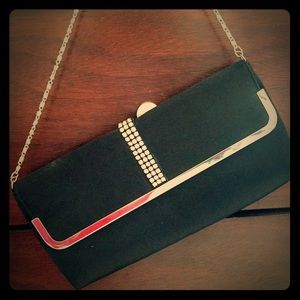 Black shoulder bag