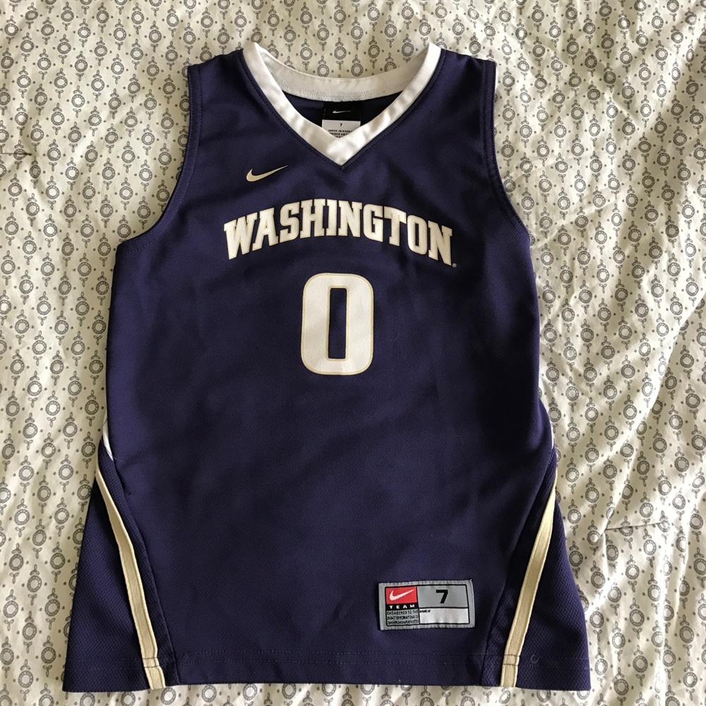Nike boys Washington huskies basketball jersey