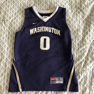 Nike boys Washington huskies basketball jersey