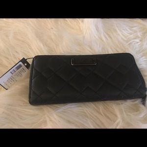 Marc Jacobs wallet