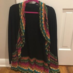 Double Zero brand black and crochet open top - M