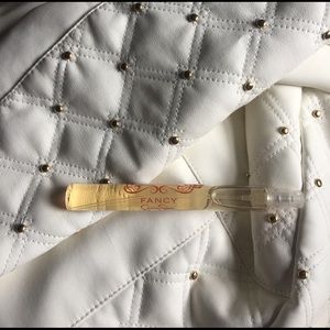 Jessica Simpson Fancy (octuplets)