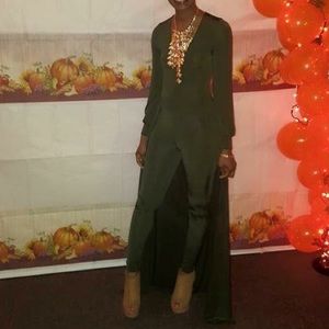 Olive Green Jumpsuit With Train, Size Small