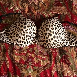 PINK wear everywhere push-up bra