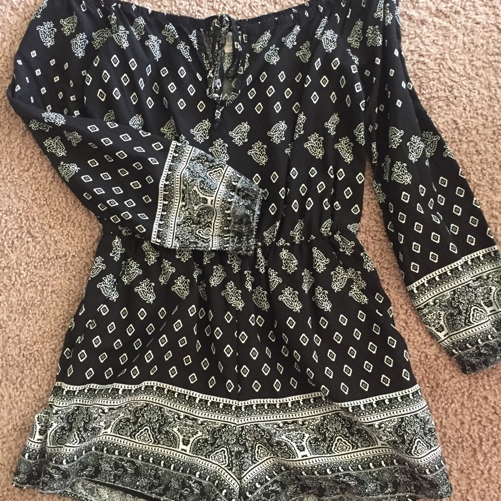 Off the shoulder patterned romper