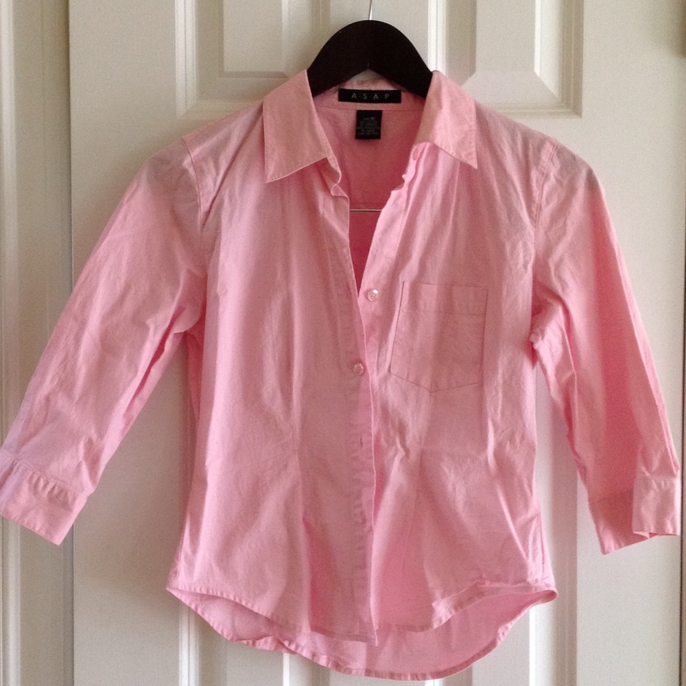Pretty pink 4 button down shirt w/collar