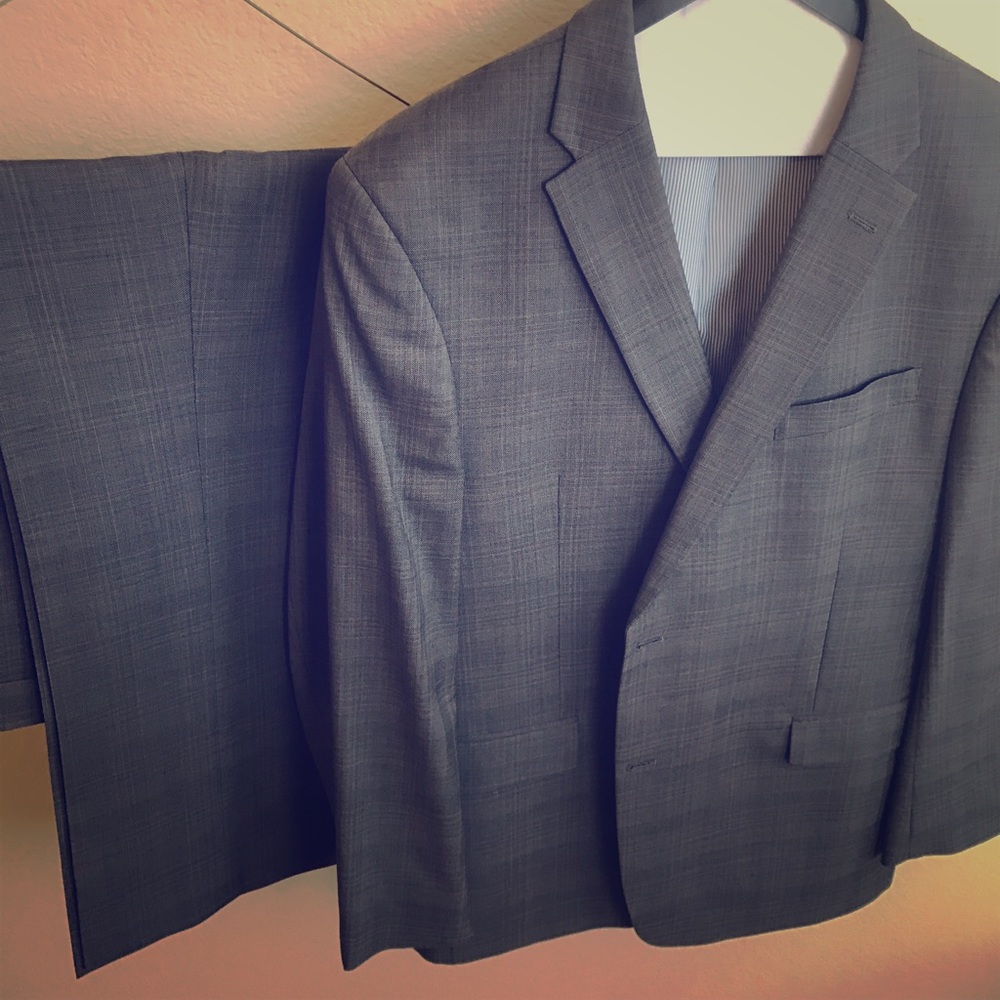Tommy Hilfiger Suit