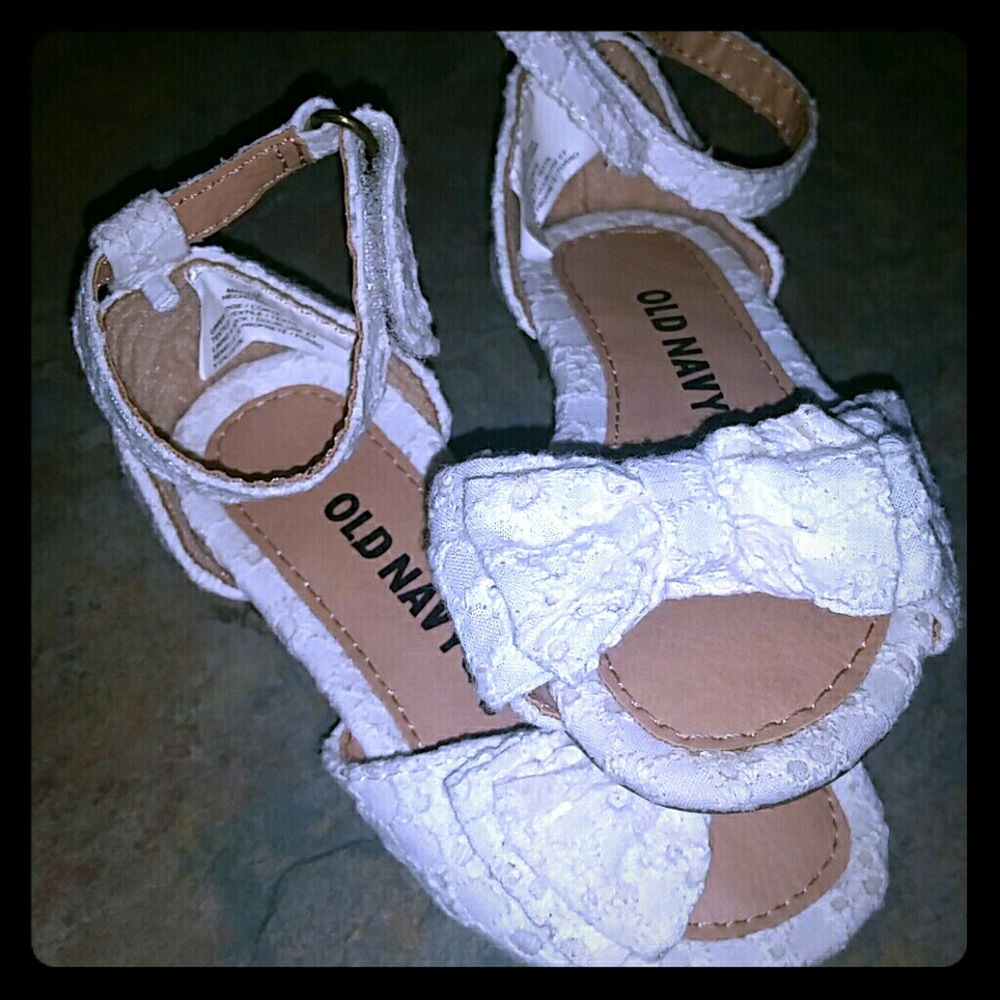 Old navy toddler white flats