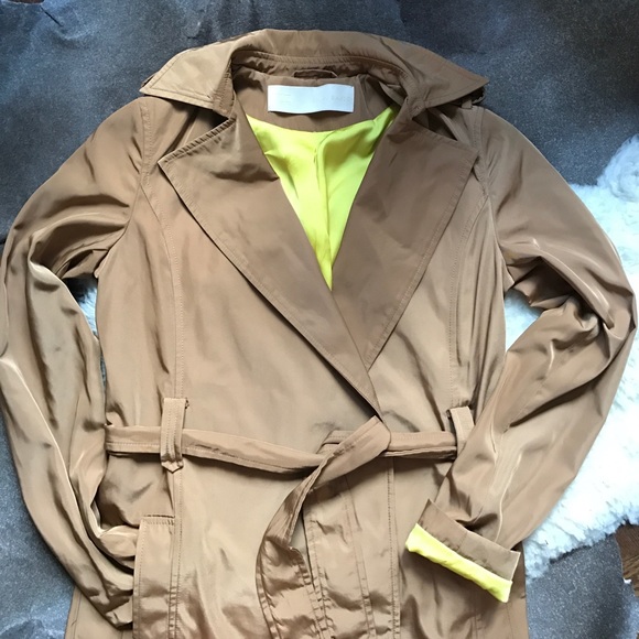 Zara Trench - Picture 2 of 5