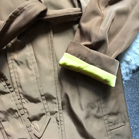 Zara Trench - Picture 4 of 5