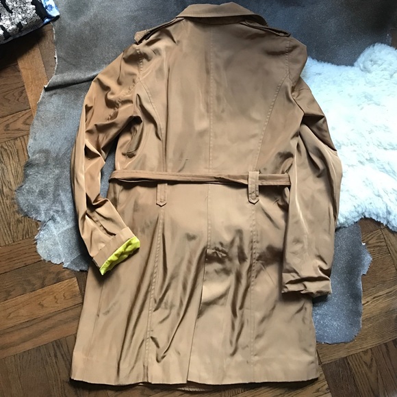 Zara Trench - Picture 5 of 5