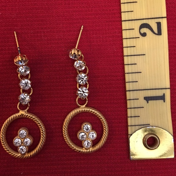BOGOF Vintage Dangle Earrings - Picture 2 of 3