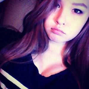 Meet your Posher, Bella