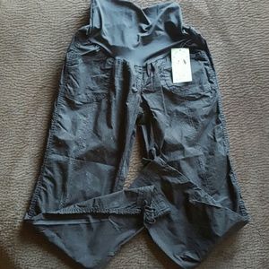 Oh! Mamma Maternity crop pants