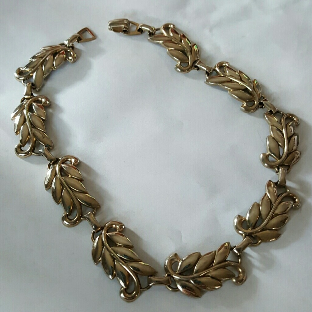 Vintage silver colored statement necklace