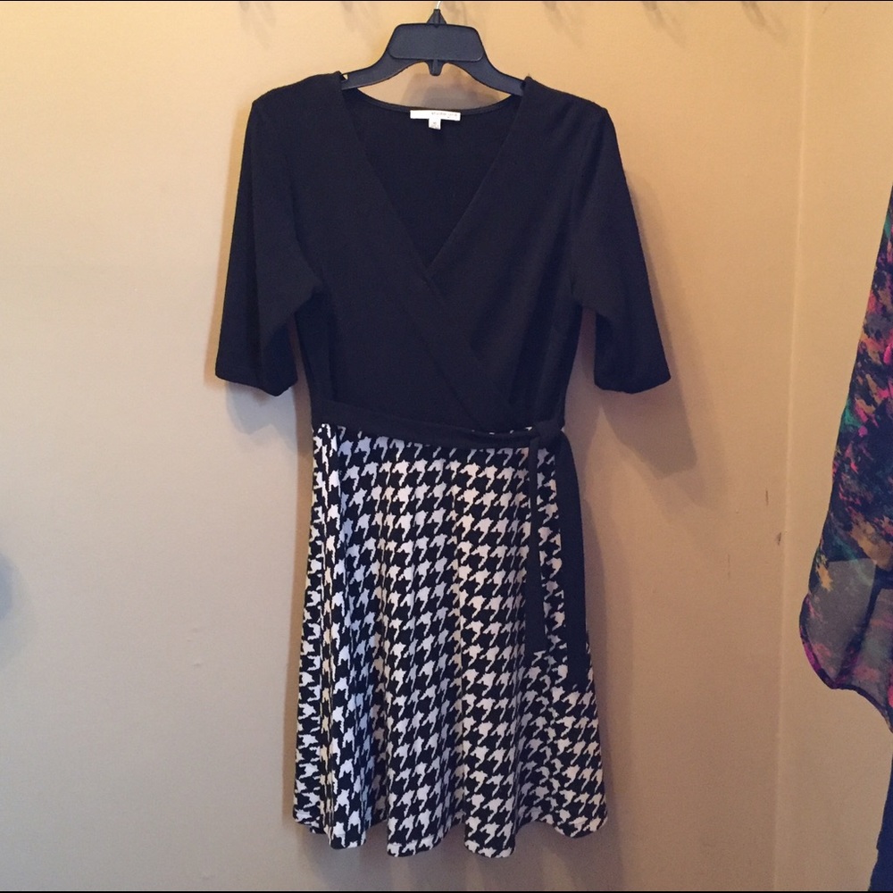 Bundles of 3, 30% off! 3/4 sleeve dress