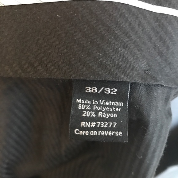 Apt. 9 suit - Picture 3 of 3