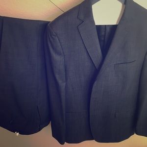Marc Anthony suit