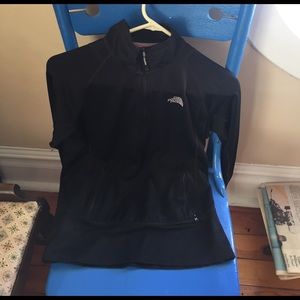Brand new North Face half zip