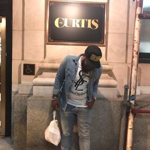 Meet your Posher, Curtis
