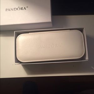 ✨SOLD✨Pandora Bracelet Traveling case/Jewelry Box